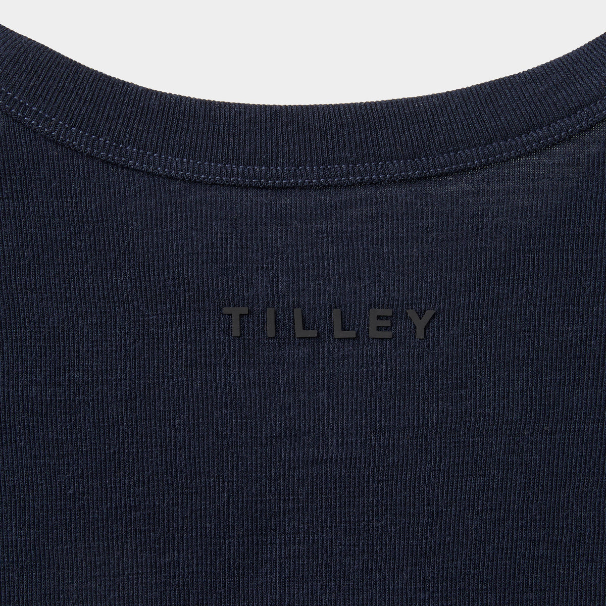 Tilley 美麗諾羊毛 Rib Fitted T 恤｜戶外運動及日常生活 | 海外代購-戶外服飾-FIT MART 香港智能健康及運動生活用品專門店：筋膜槍、瑜伽輔助工具、智能健身設備