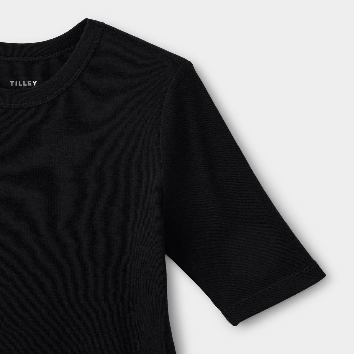 Tilley 美麗諾羊毛 Rib Fitted T 恤｜戶外運動及日常生活 | 海外代購-戶外服飾-FIT MART 香港智能健康及運動生活用品專門店：筋膜槍、瑜伽輔助工具、智能健身設備