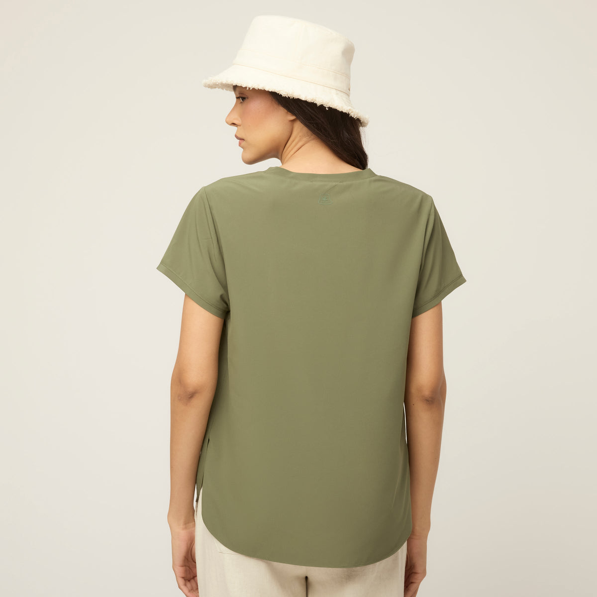 Tilley Tech Slk T 恤｜戶外運動及日常生活 | 海外代購-戶外服飾-FIT MART 香港智能健康及運動生活用品專門店：筋膜槍、瑜伽輔助工具、智能健身設備