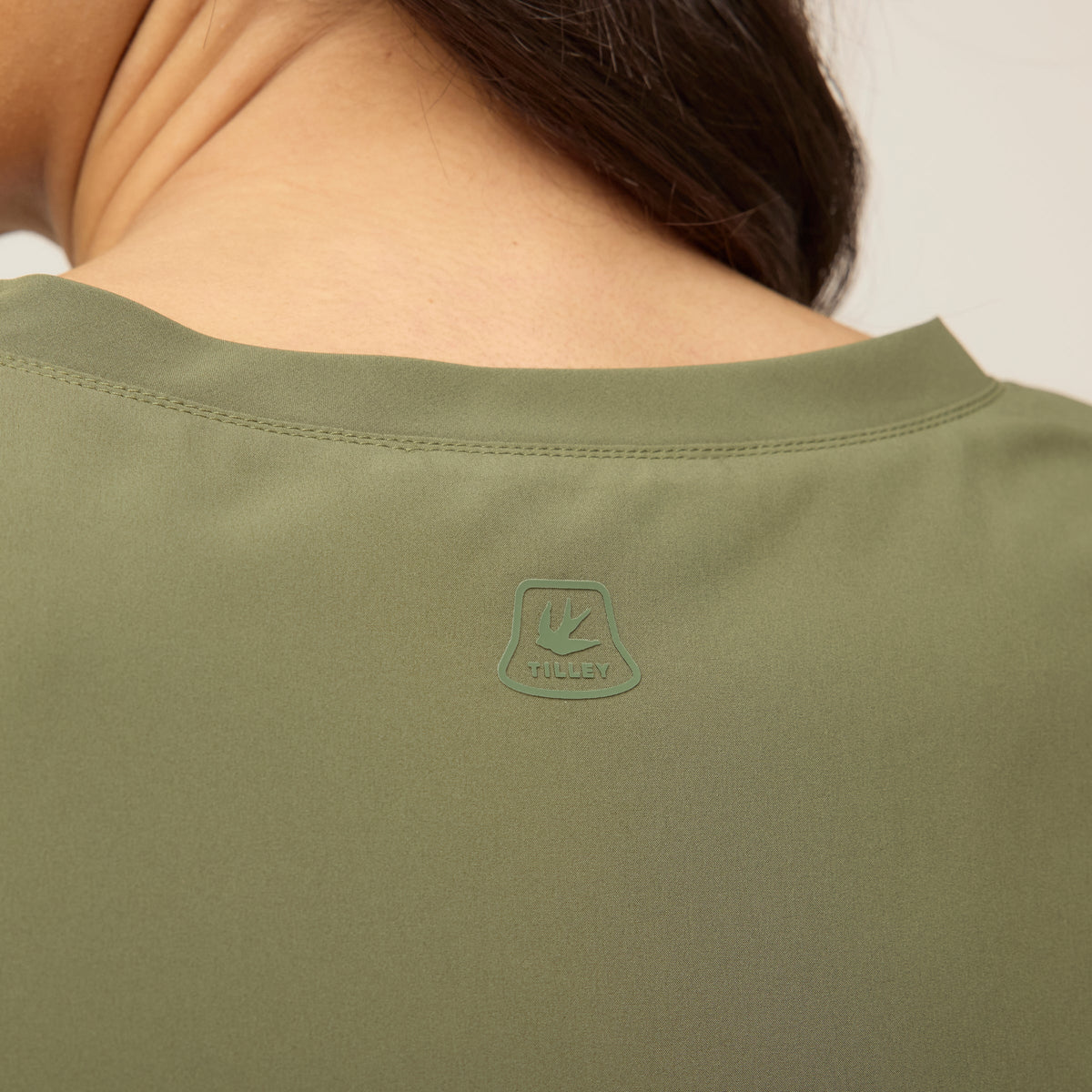Tilley Tech Slk T 恤｜戶外運動及日常生活 | 海外代購-戶外服飾-FIT MART 香港智能健康及運動生活用品專門店：筋膜槍、瑜伽輔助工具、智能健身設備