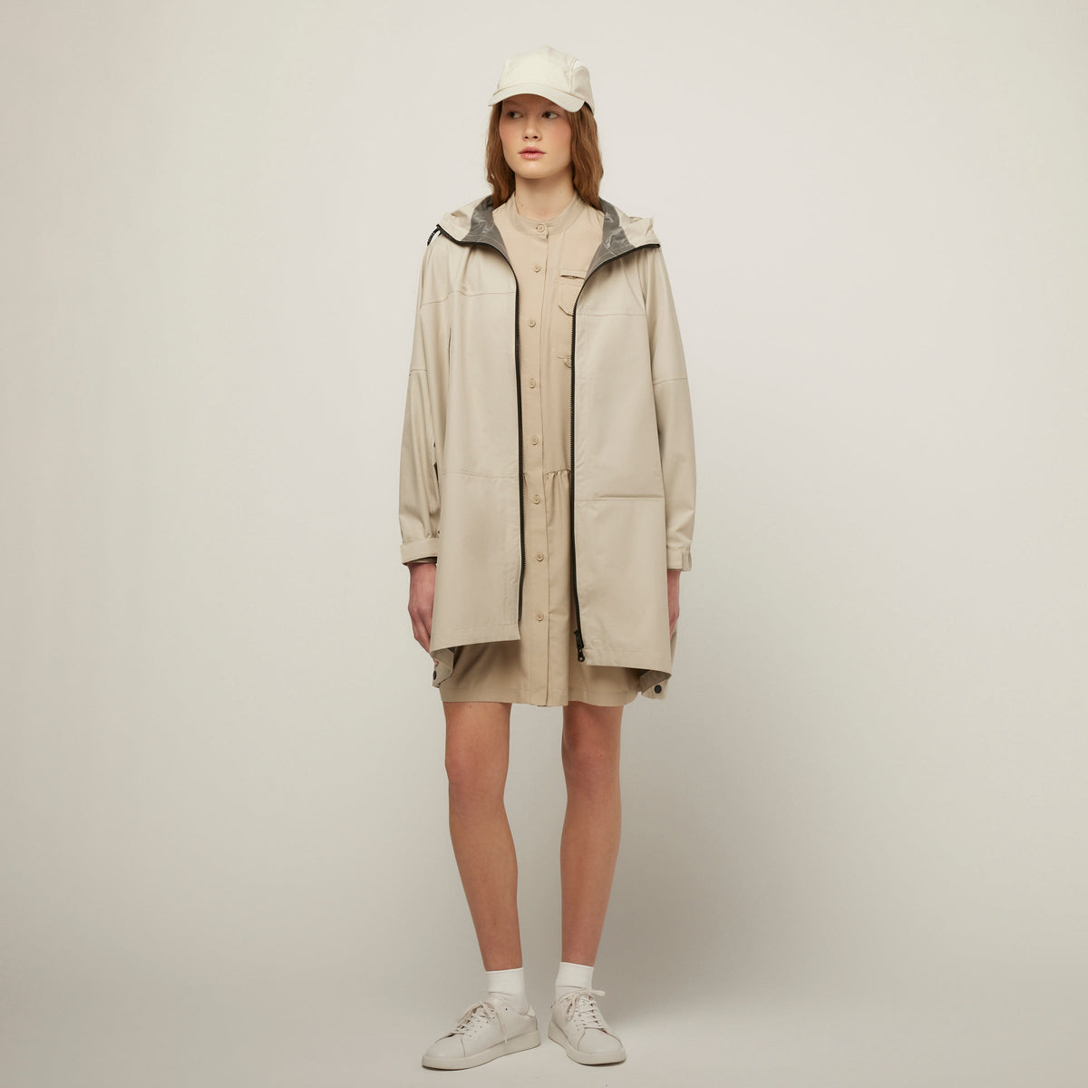 Tilley 防雨 可摺疊收納 Poncho｜戶外運動及日常生活 | 海外代購-戶外服飾-FIT MART 香港智能健康及運動生活用品專門店：筋膜槍、瑜伽輔助工具、智能健身設備