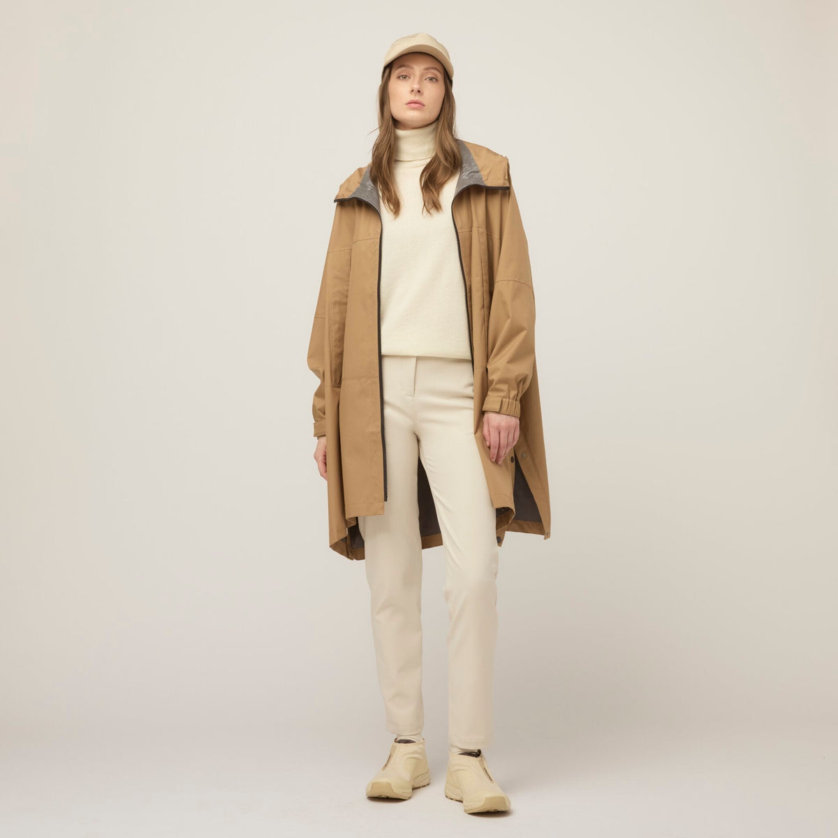 Tilley 防雨 可摺疊收納 Poncho｜戶外運動及日常生活 | 海外代購-戶外服飾-FIT MART 香港智能健康及運動生活用品專門店：筋膜槍、瑜伽輔助工具、智能健身設備
