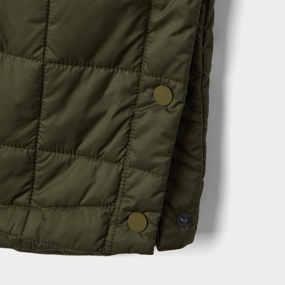 Tilley 可摺疊收納 Quilted Anorak｜戶外運動及日常生活 | 海外代購-戶外服飾-FIT MART 香港智能健康及運動生活用品專門店：筋膜槍、瑜伽輔助工具、智能健身設備