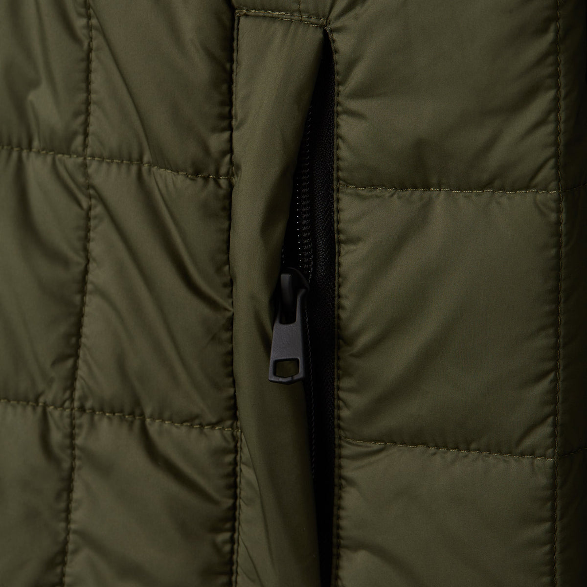Tilley 可摺疊收納 Quilted Anorak｜戶外運動及日常生活 | 海外代購-戶外服飾-FIT MART 香港智能健康及運動生活用品專門店：筋膜槍、瑜伽輔助工具、智能健身設備