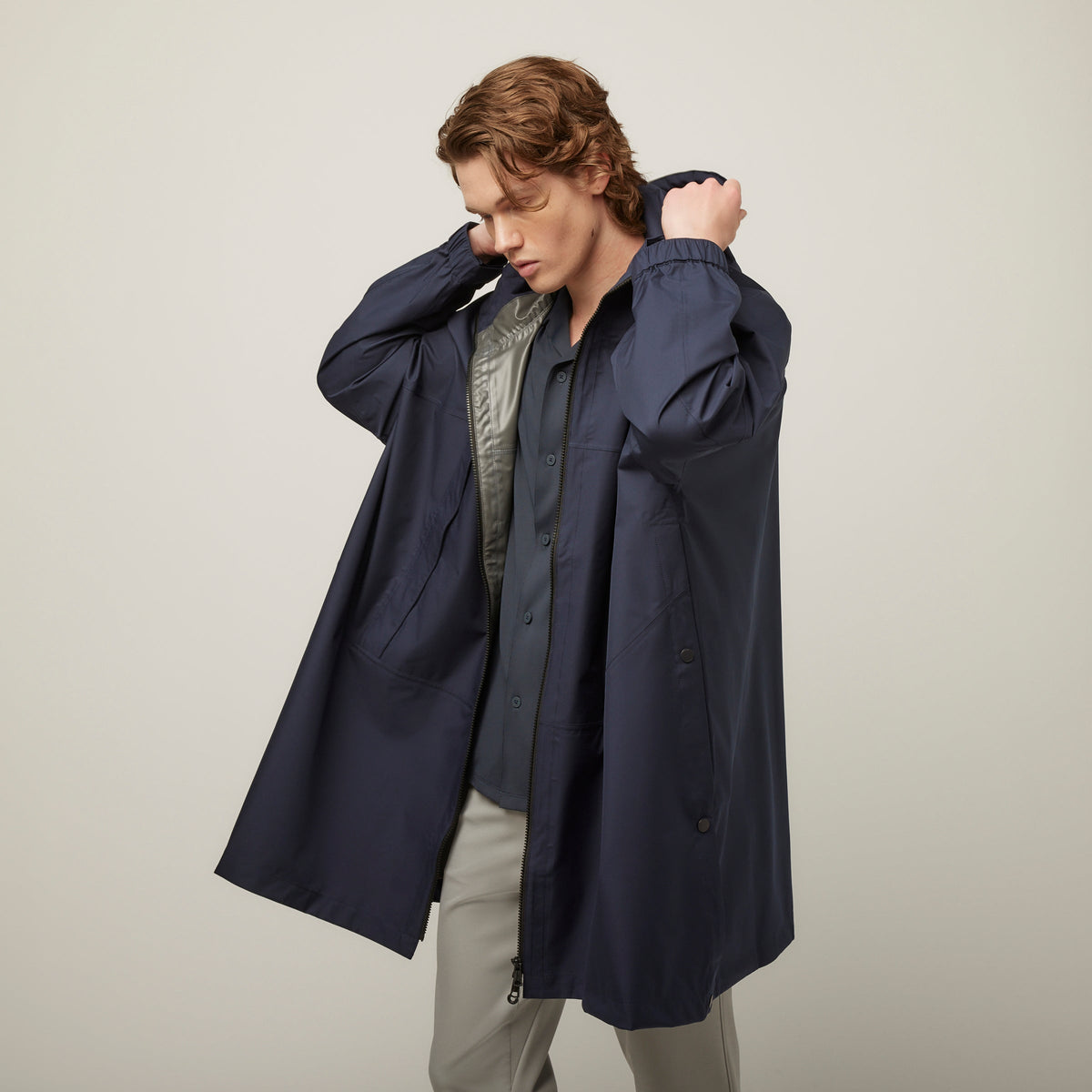 Tilley 防雨 可摺疊收納 Poncho｜戶外運動及日常生活 | 海外代購-戶外服飾-FIT MART 香港智能健康及運動生活用品專門店：筋膜槍、瑜伽輔助工具、智能健身設備