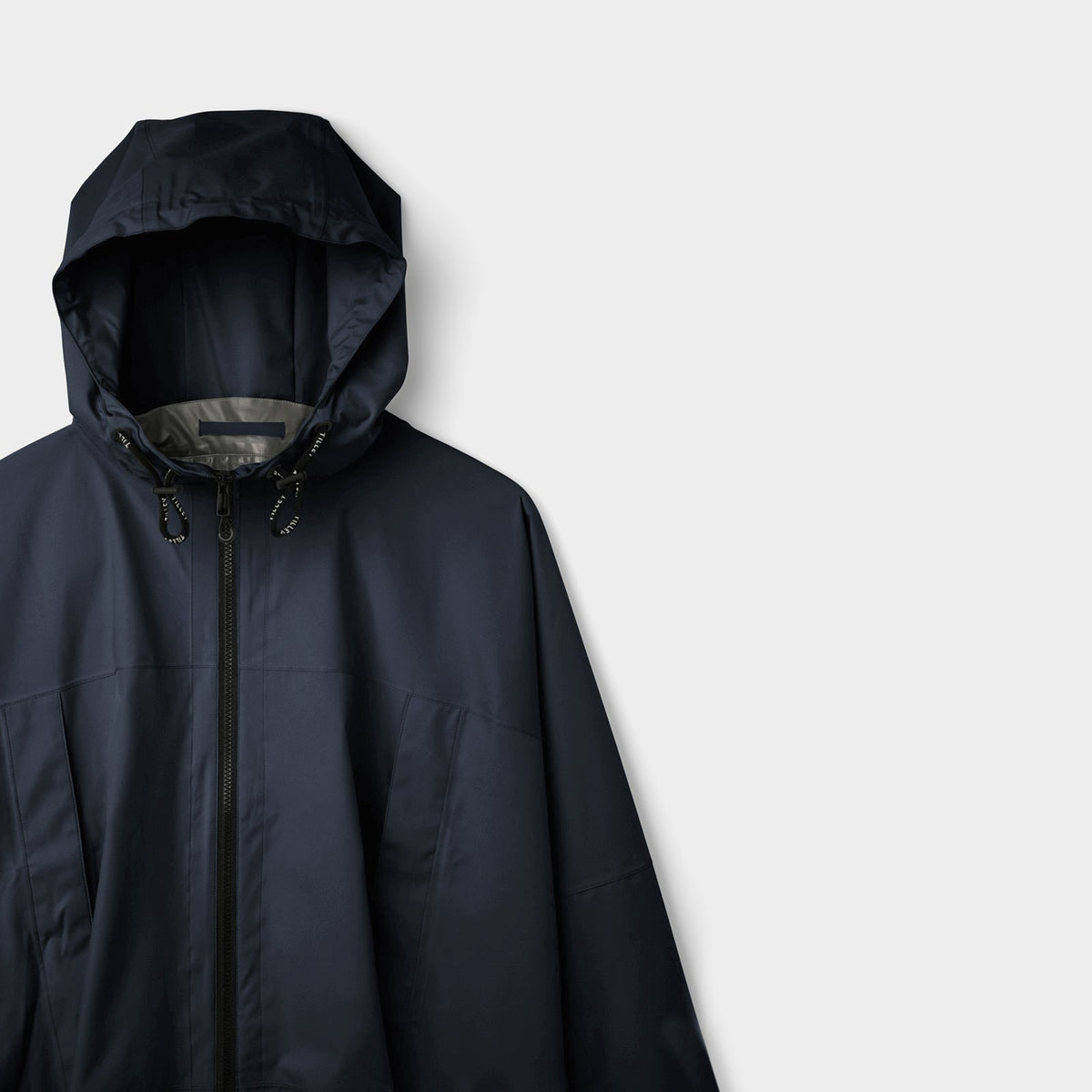 Tilley 防雨 可摺疊收納 Poncho｜戶外運動及日常生活 | 海外代購-戶外服飾-FIT MART 香港智能健康及運動生活用品專門店：筋膜槍、瑜伽輔助工具、智能健身設備