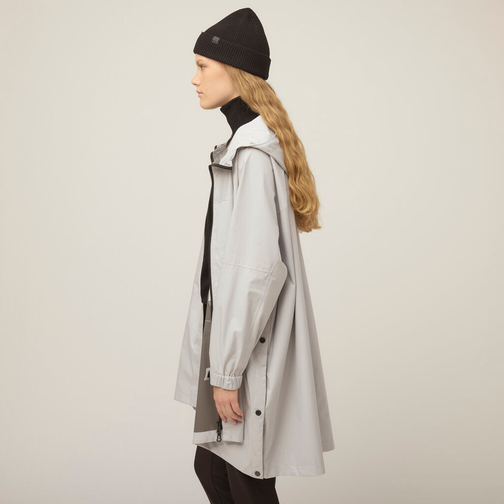 Tilley 防雨 可摺疊收納 Poncho｜戶外運動及日常生活 | 海外代購-戶外服飾-FIT MART 香港智能健康及運動生活用品專門店：筋膜槍、瑜伽輔助工具、智能健身設備