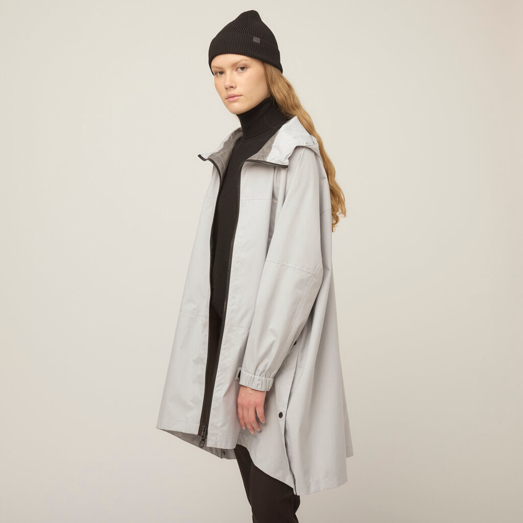 Tilley 防雨 可摺疊收納 Poncho｜戶外運動及日常生活 | 海外代購-戶外服飾-FIT MART 香港智能健康及運動生活用品專門店：筋膜槍、瑜伽輔助工具、智能健身設備