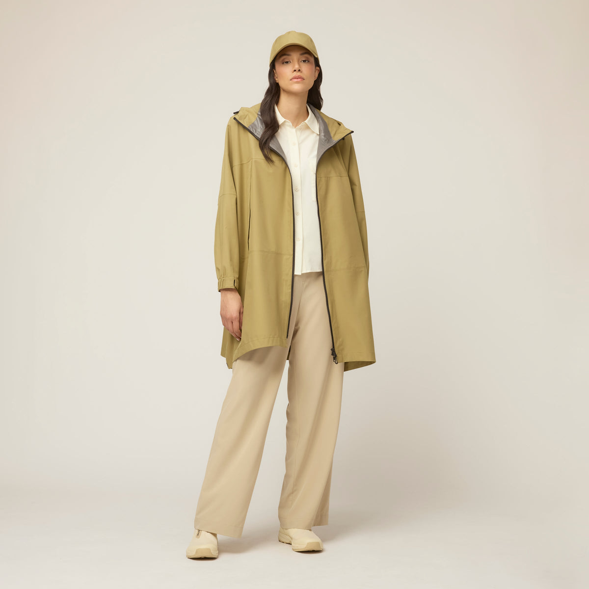 Tilley 防雨 可摺疊收納 Poncho｜戶外運動及日常生活 | 海外代購-戶外服飾-FIT MART 香港智能健康及運動生活用品專門店：筋膜槍、瑜伽輔助工具、智能健身設備