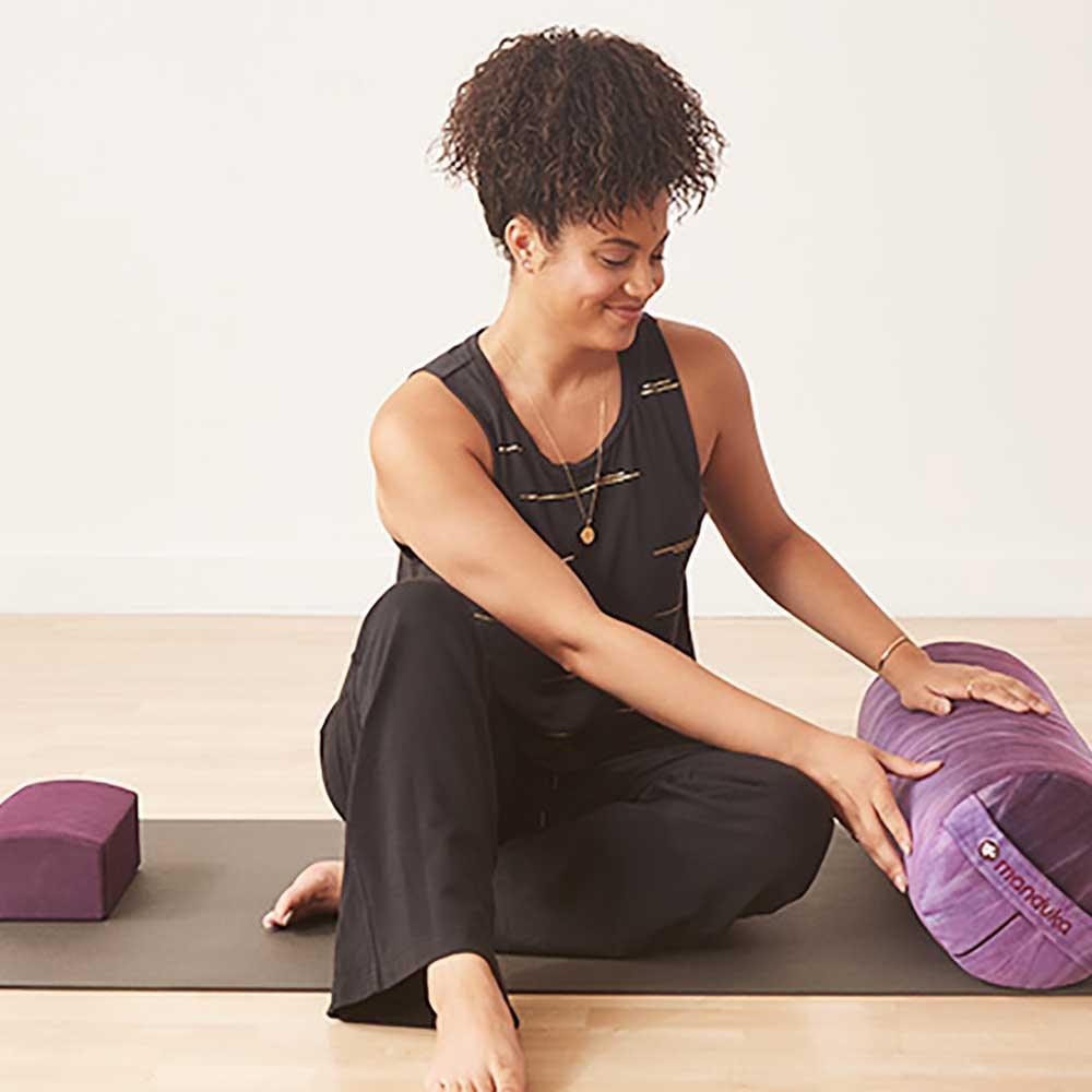 Manduka PROlite青蛙瑜伽墊 (4.7mm厚｜180 x 61cm｜寶石藍)-瑜伽用品-FIT MART 香港智能健康及運動生活用品專門店：筋膜槍、瑜伽輔助工具、智能健身設備